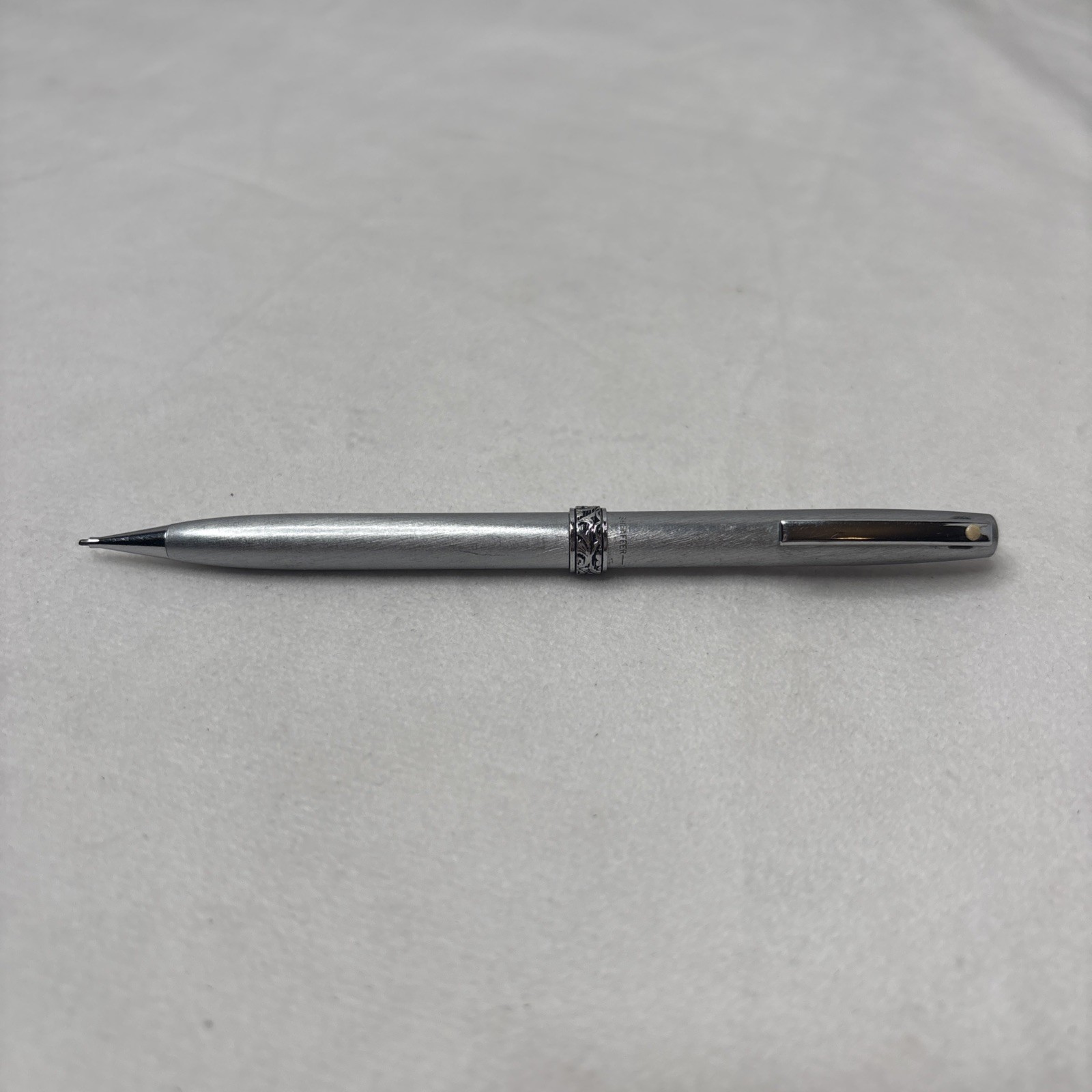 Lady Sheaffer 620 Brushed Chrome .9mm Mechanical Pencil with Florentine Band USA