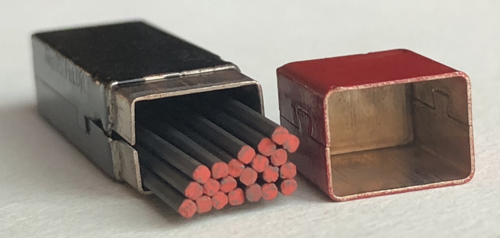 Vintage EVERSHARP Mechanical Pencil Lead 2H Black Square 1.18mm Metal 18pk USA
