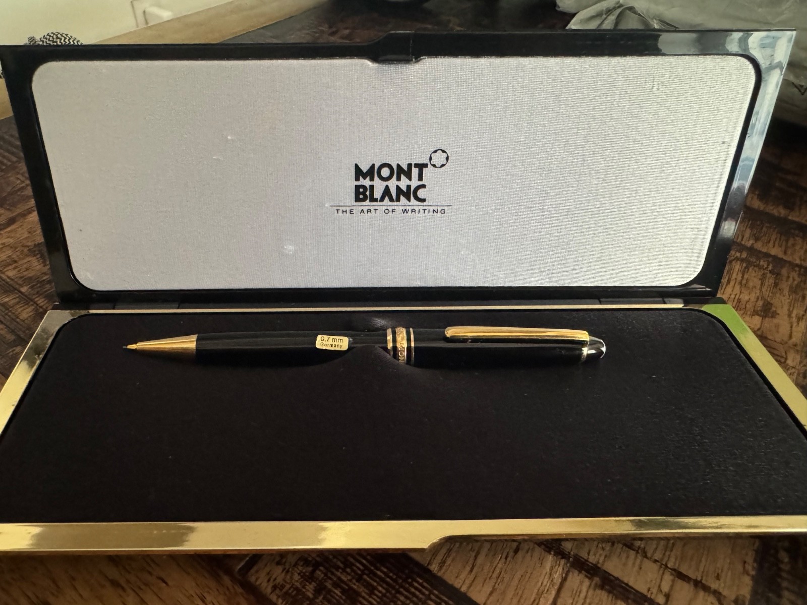 MONTBLANC MECHANICAL PENCIL (—- MINT—-) 0.7mm