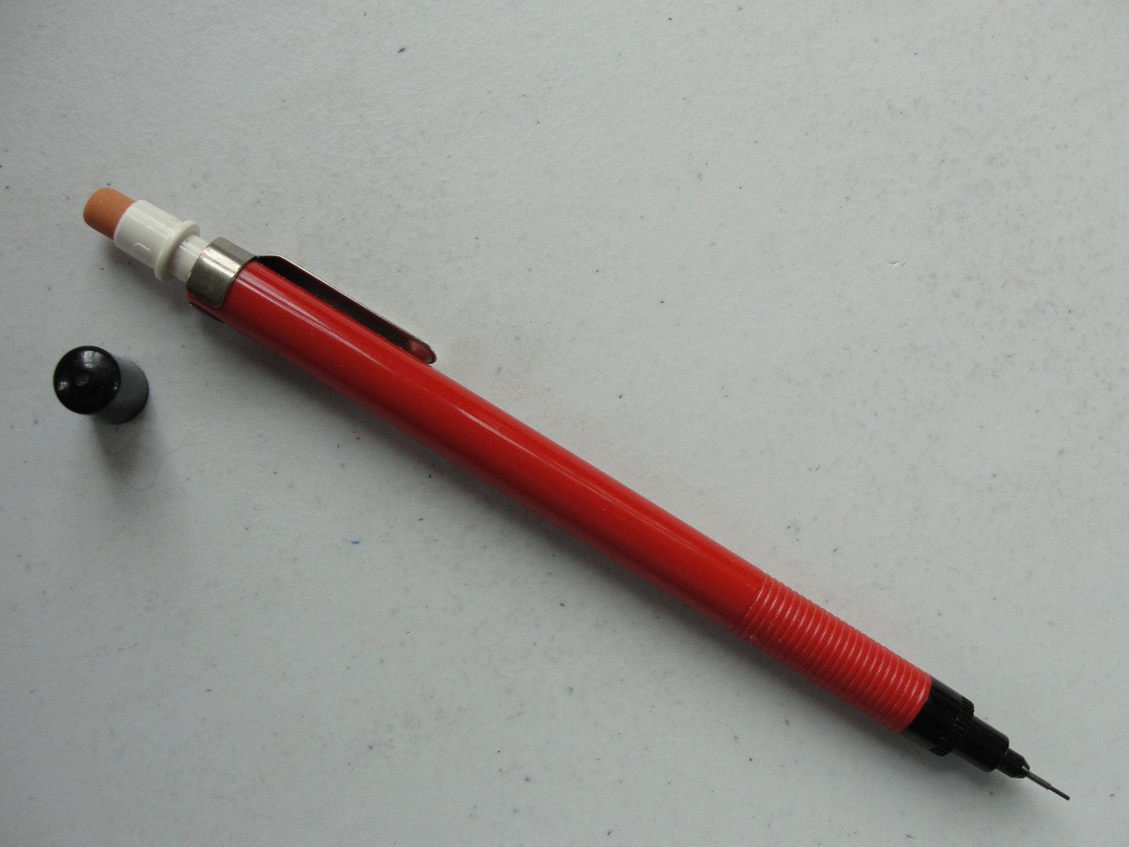 Vintage Pentech UltraSharp 0.5mm Red Black Mechanical Pencil w/ Pentech Lead