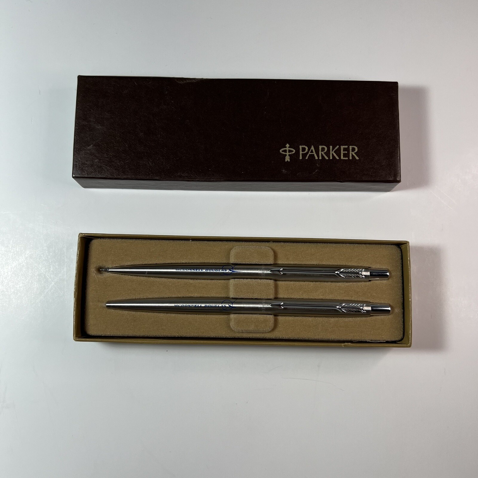 Vintage Parker Arrow Brushed Stainless Steel Pen & Pencil Set With Box USA