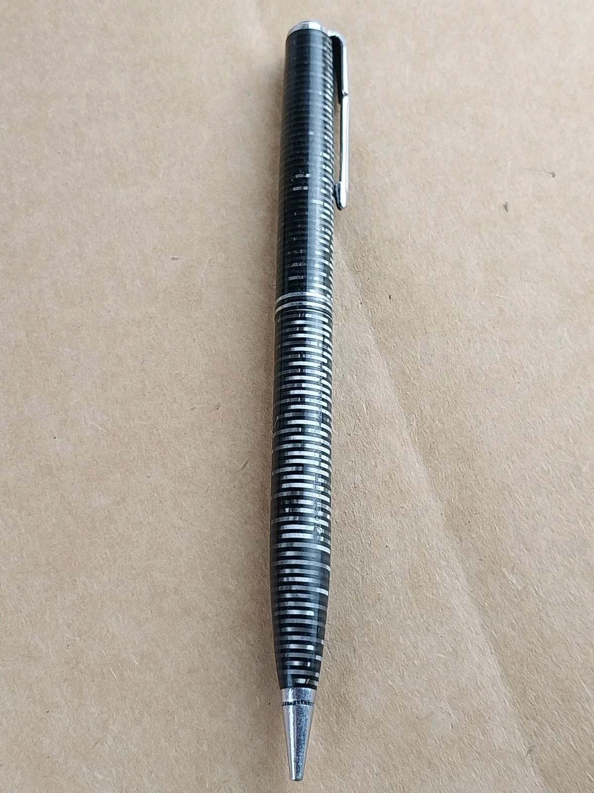 Vintage Parker Vacumatic Silver Pearl Mechanical Pencil