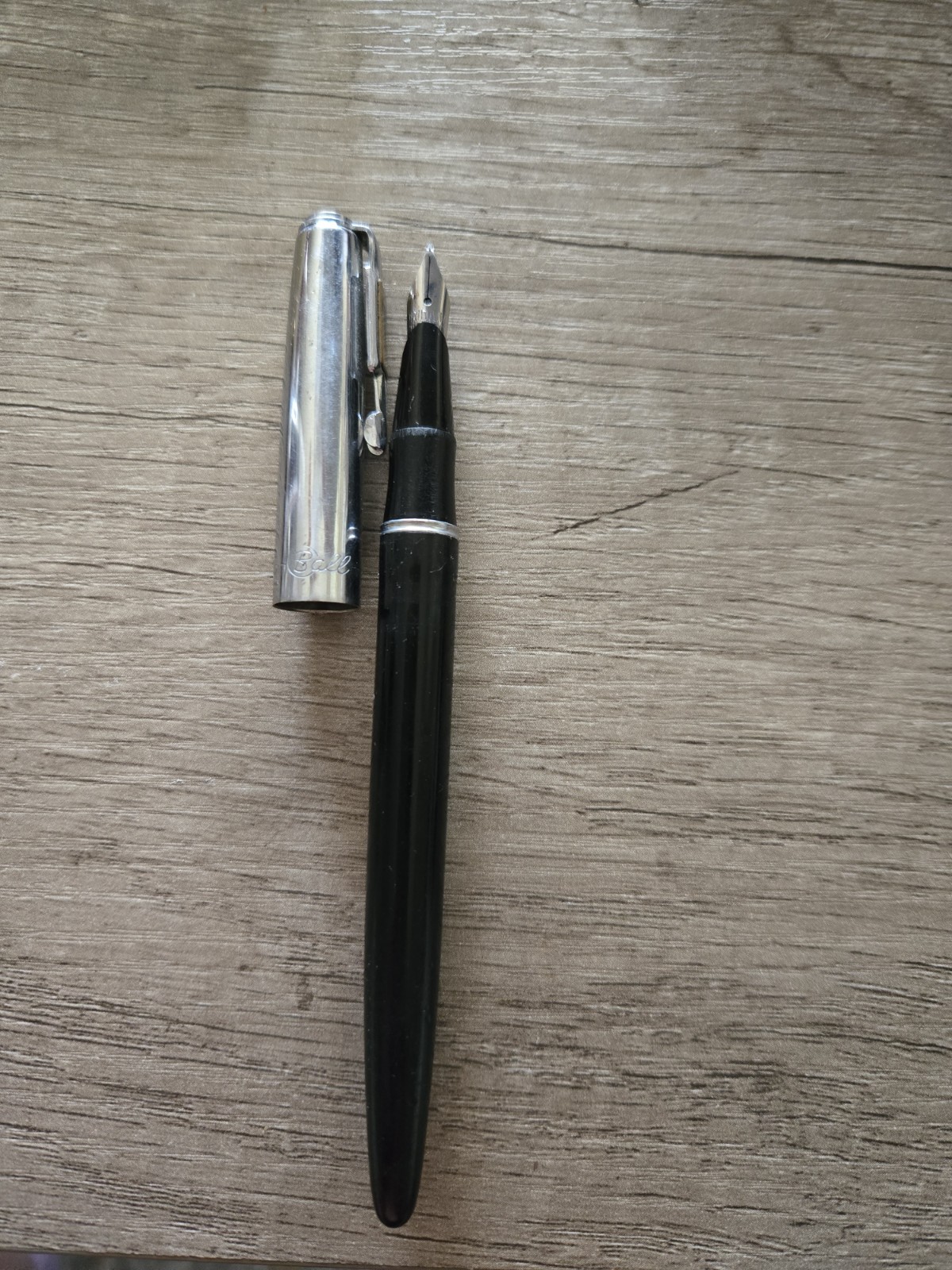 Vintage Mechanical Pencils And Fountain Pen. Lot Of 4