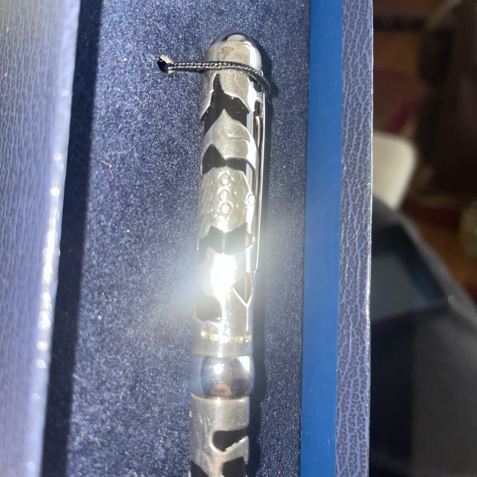 Ari D. Norman Sterling Silver Continuous Twist Pencil – Made in England