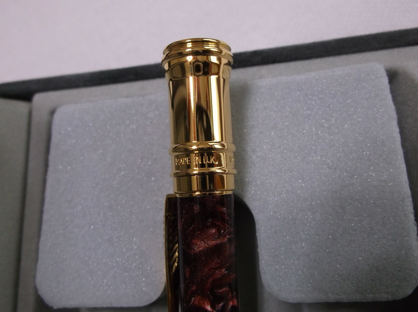 PARKER DUOFOLD MARBLED MAROON & GOLD 0.9 mm PENCIL / NEW IN BOX / MADE IN UK