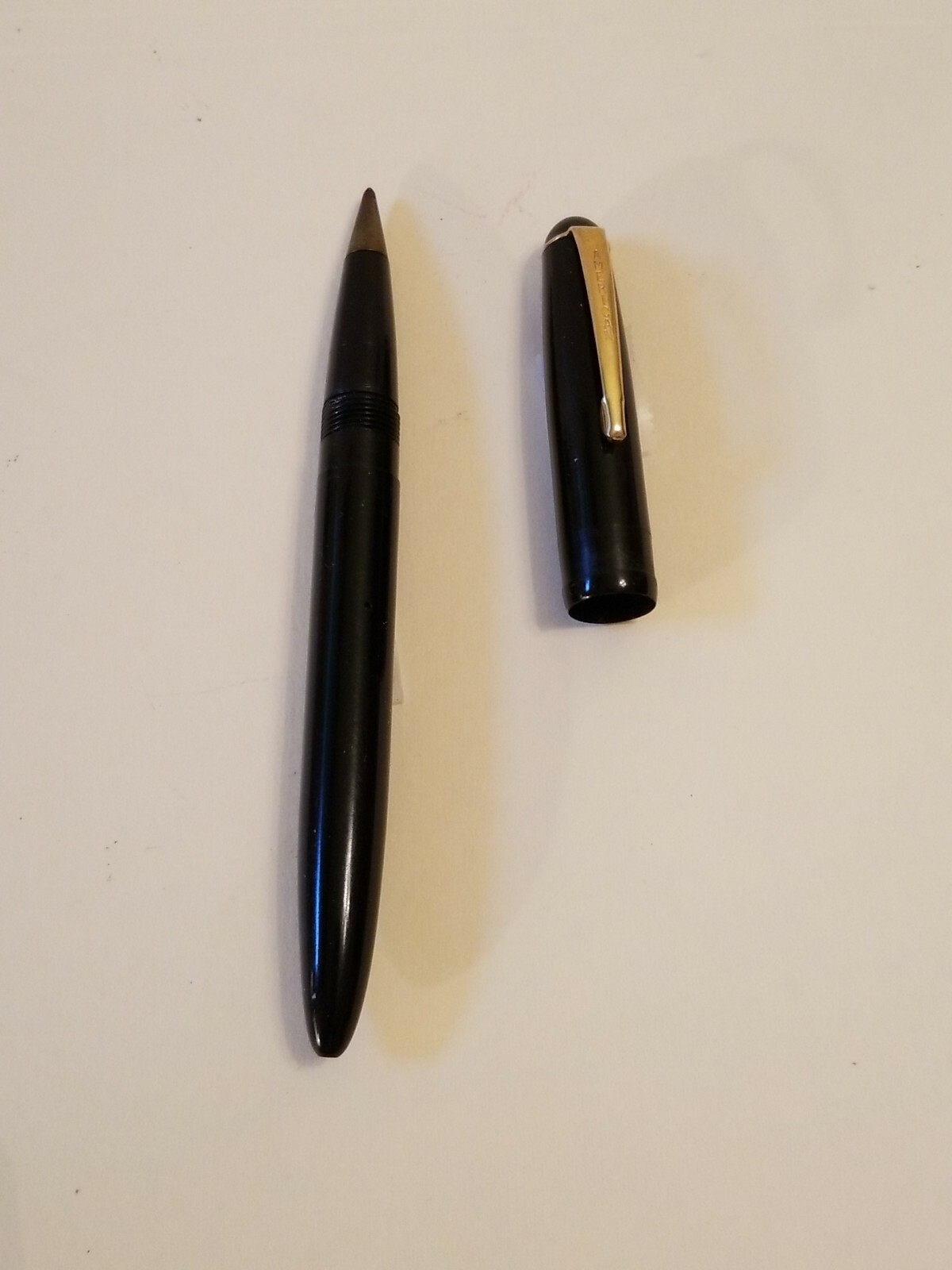 Vintage American Mechanical Pencil? Ballpoint Pen – 5 1/4″ – Black and Gold