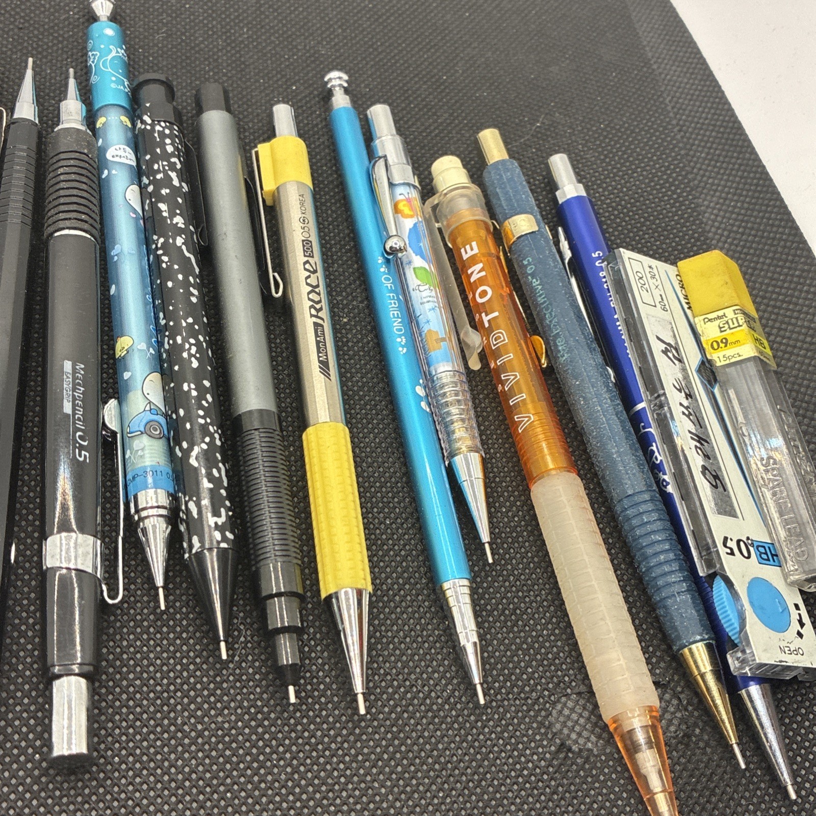 20 Mechanical Pencils Vintage Used Lot #116 LOCbbb