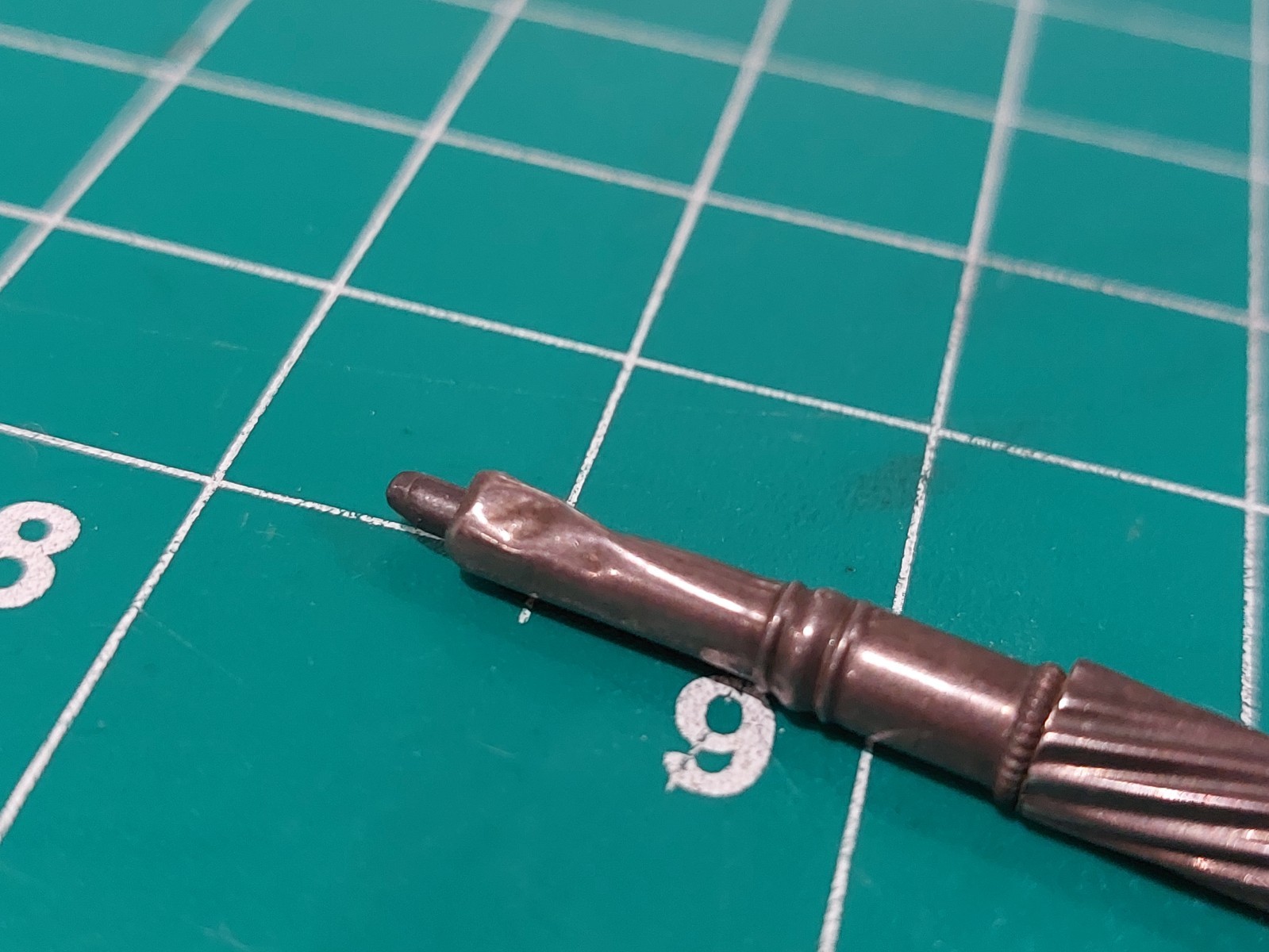 VINTAGE STERLING SILVER MECHANICAL PROPELLING TWIST PENCIL FOB PENDANT Dented