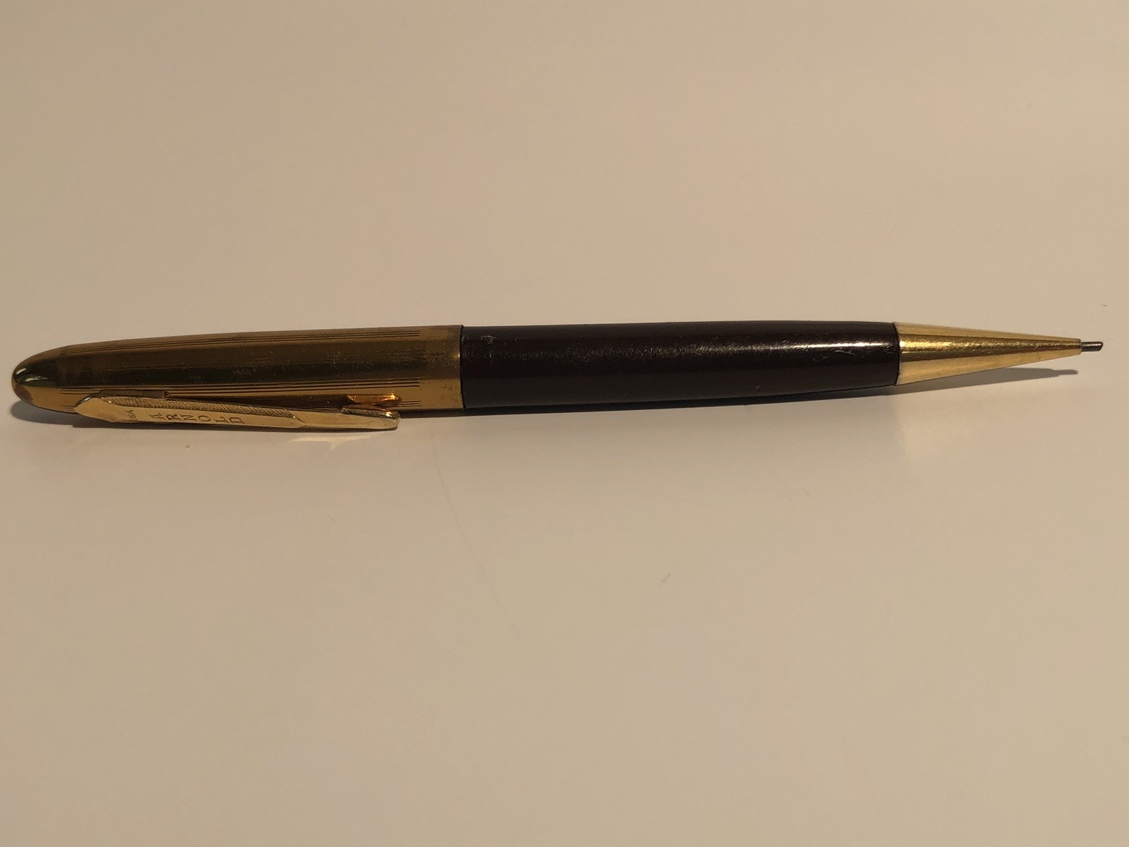 VINTAGE ARNOLD MECHANIAL PENCIL ( Deep Maroon & Gold )