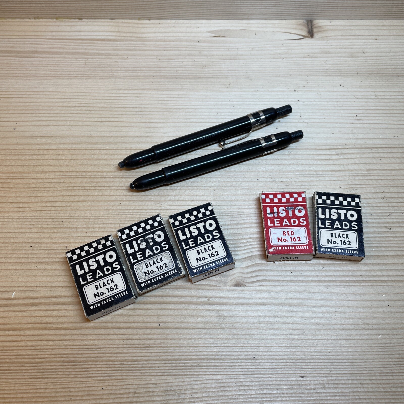 Vintage lot of 2 Listo no.1620 pencils and no. 162 black and red leads
