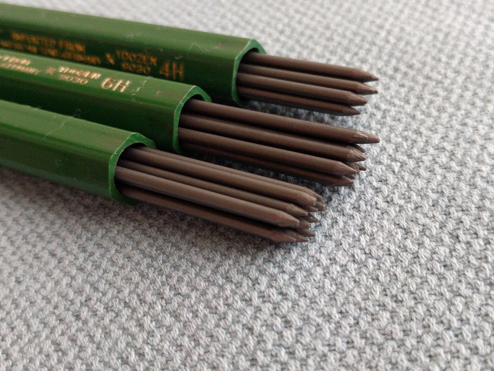 Vintage A.W. FABER Castell Locktite Lead Holders & Refill Lead 9030 Lot