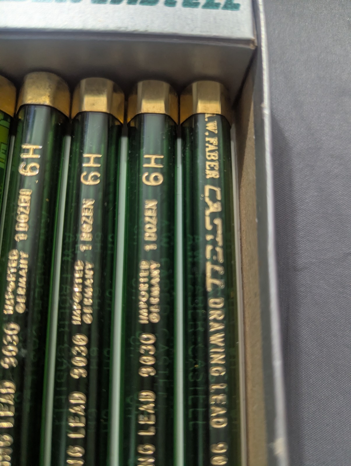 6 A.W. FABER CASTELL DRAWING Pencil LEAD 9030 Refill Germany H & F 12pc per 70pc