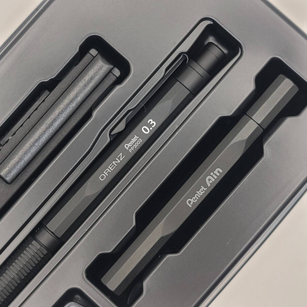 Pentel ORENZNERO LIMITED SET mechanical pencil Exclusive Black color 0.3ｍｍ