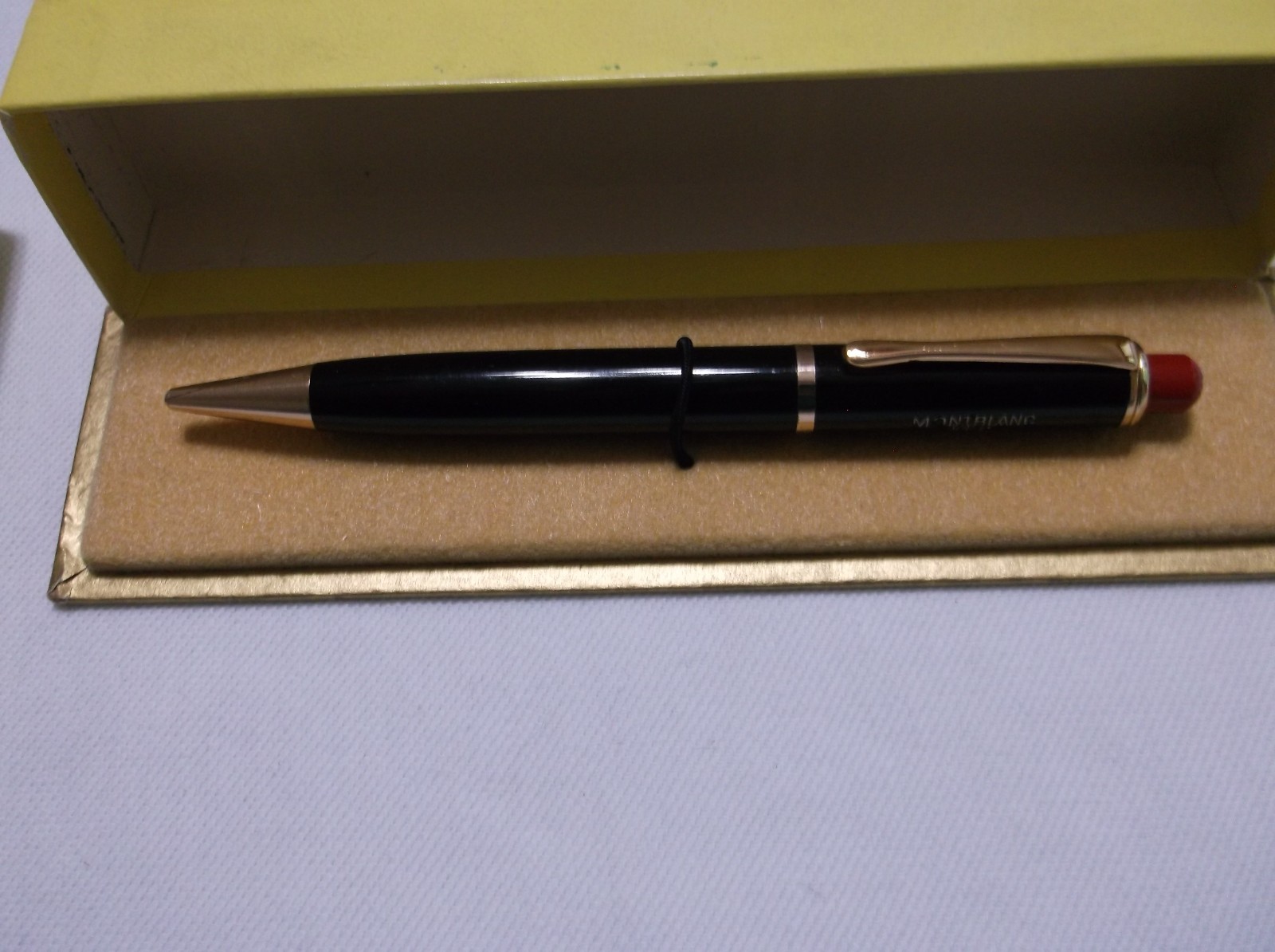 MONTBLANC PIX # 372 BLACK MECHANCIAL PENCIL WITH RED PUSH BUTTON/ 1.18 mm lead