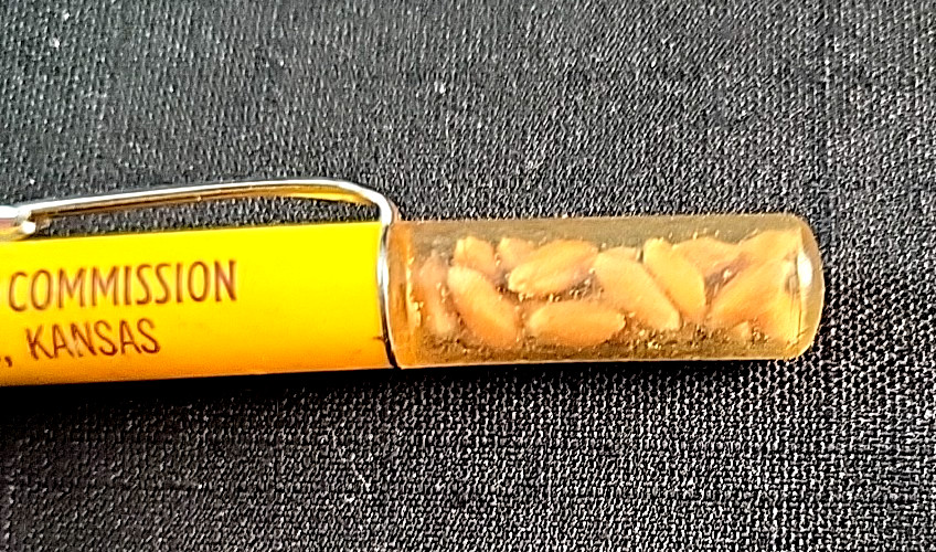 Vintage Kansas Wheat Commission Hutchinson KS Mechanical Pencil W/ Seeds Works