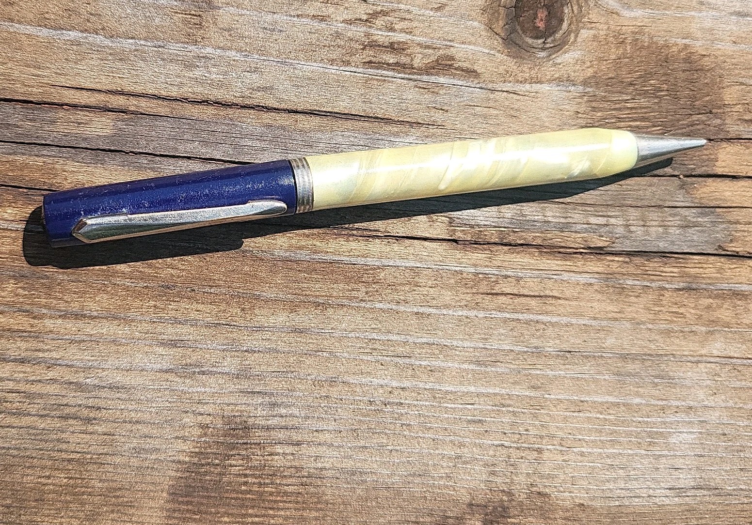 Vintage 1940s Eversharp Skyline Repeater Pencil White Pearl Marble Navy Blue Cap