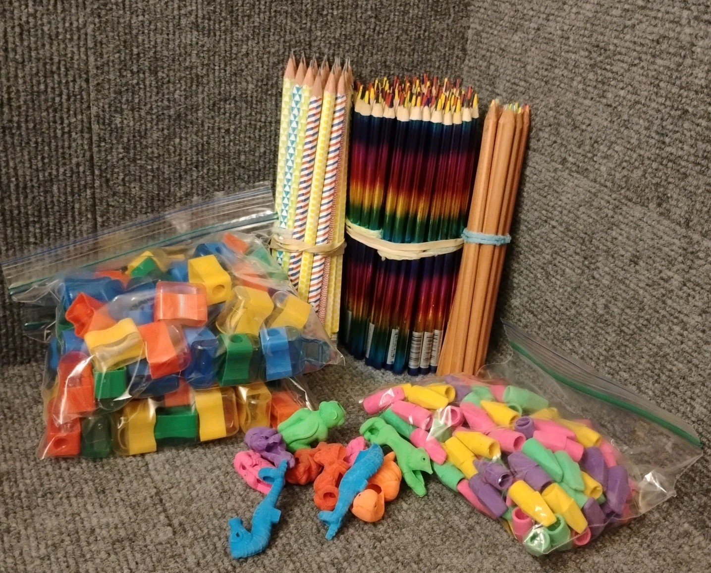90 Geddes Rainbow Pencils 4 Multi-Colored Pencils + 118 Erasers + 140 Sharpeners