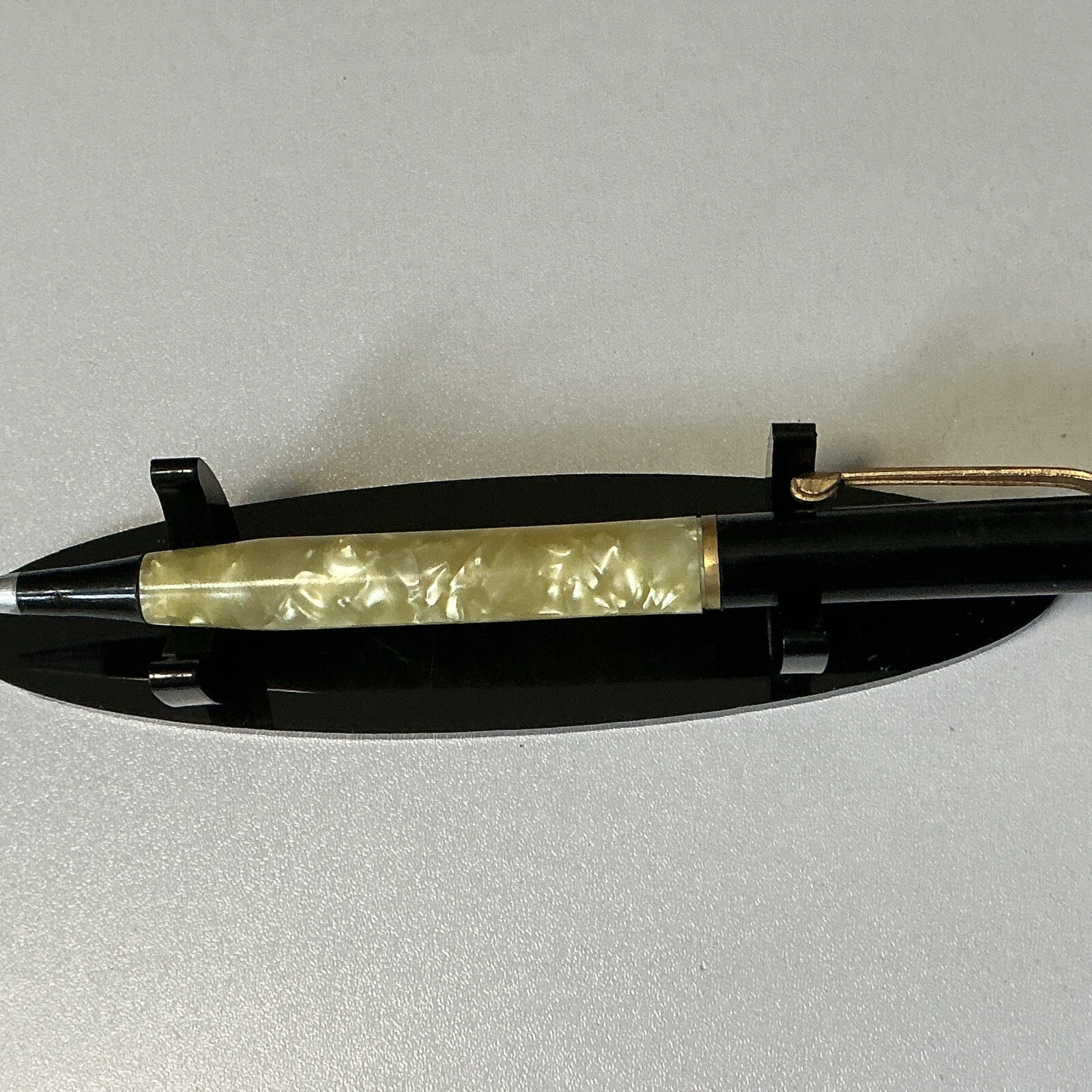 Vintage Mechanical Pencil – Crème Marbling And Black – B138