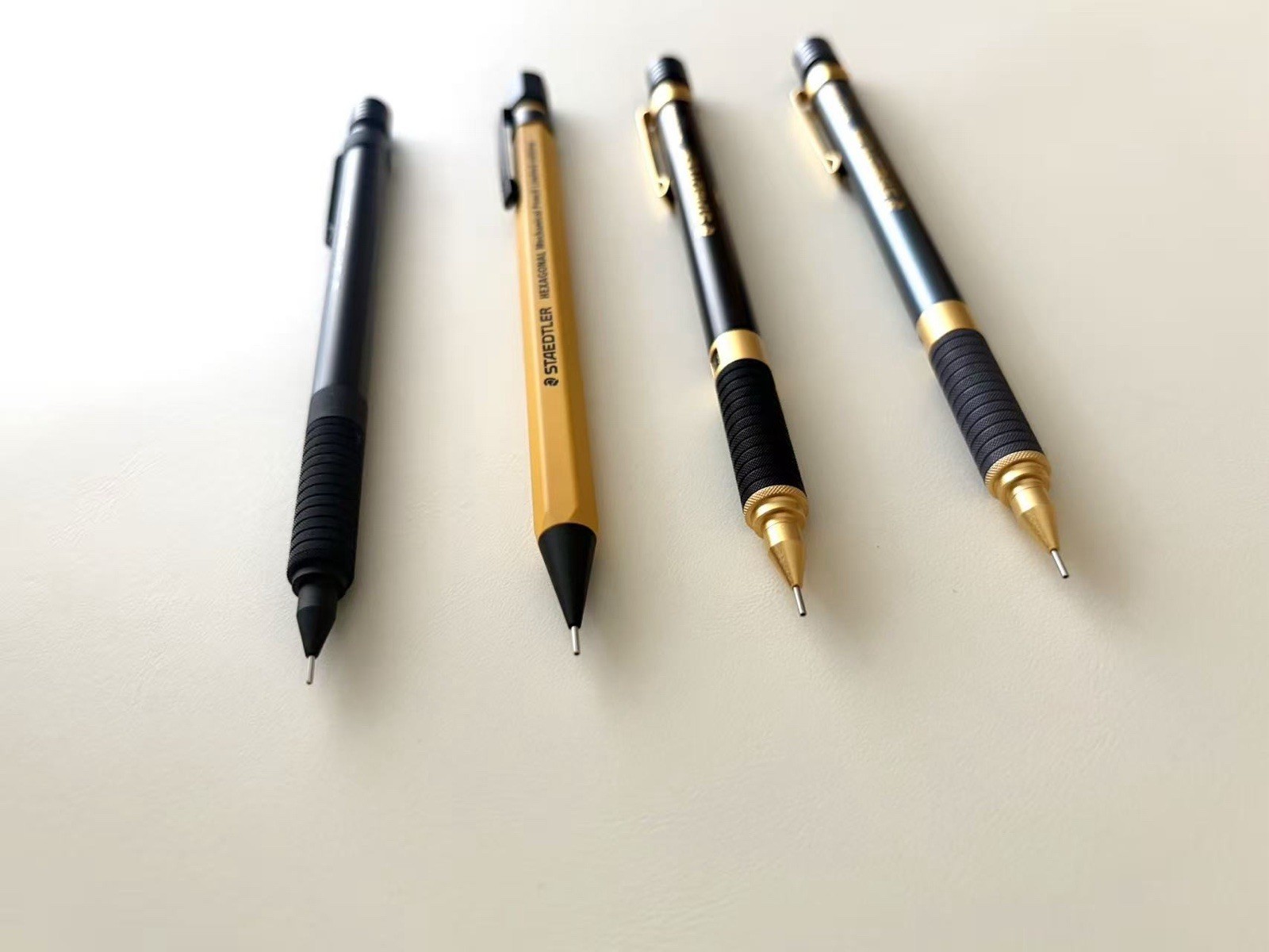 STAEDTLER 925 35 & LoFt Hexagonal Limited Drafting Pencil Set of 4 Japan