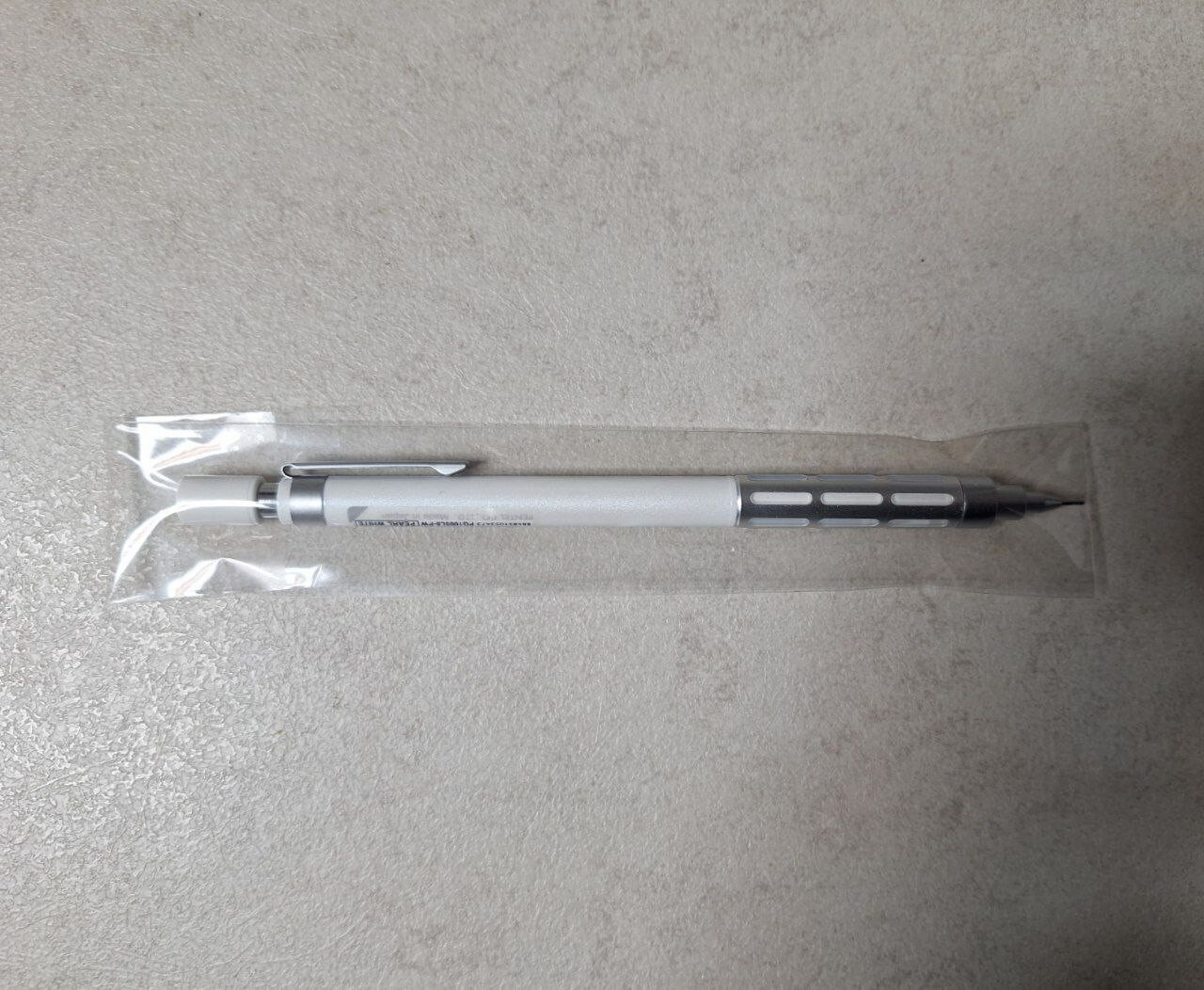 Pentel Discontinued Mechanical Pencil – Graph 1000 Limited Edition 8 Pearl White
