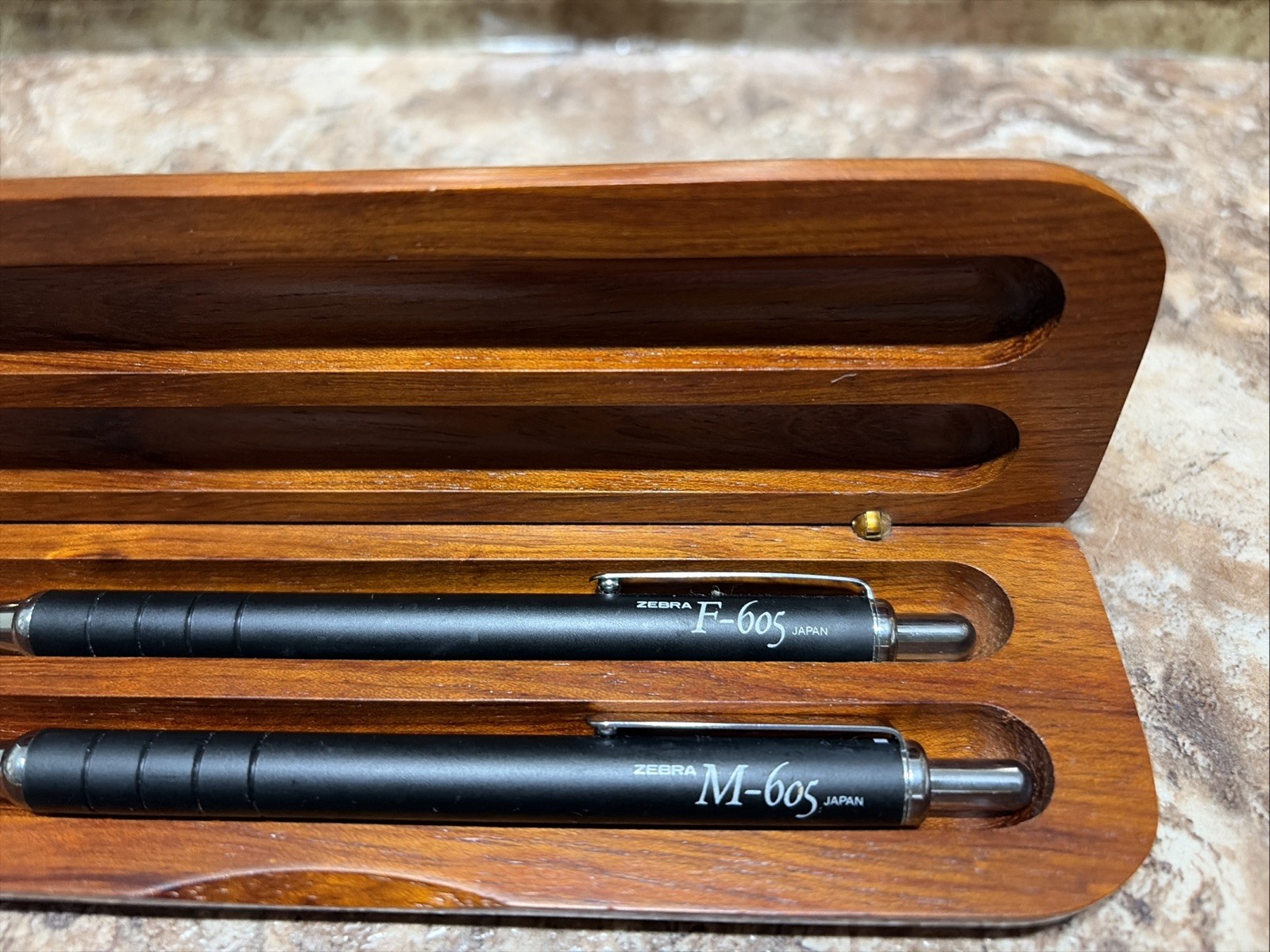 Discontinued Zebra M-605 Mechanical Pencil & F-605 Pen Set Black & Chrome finish