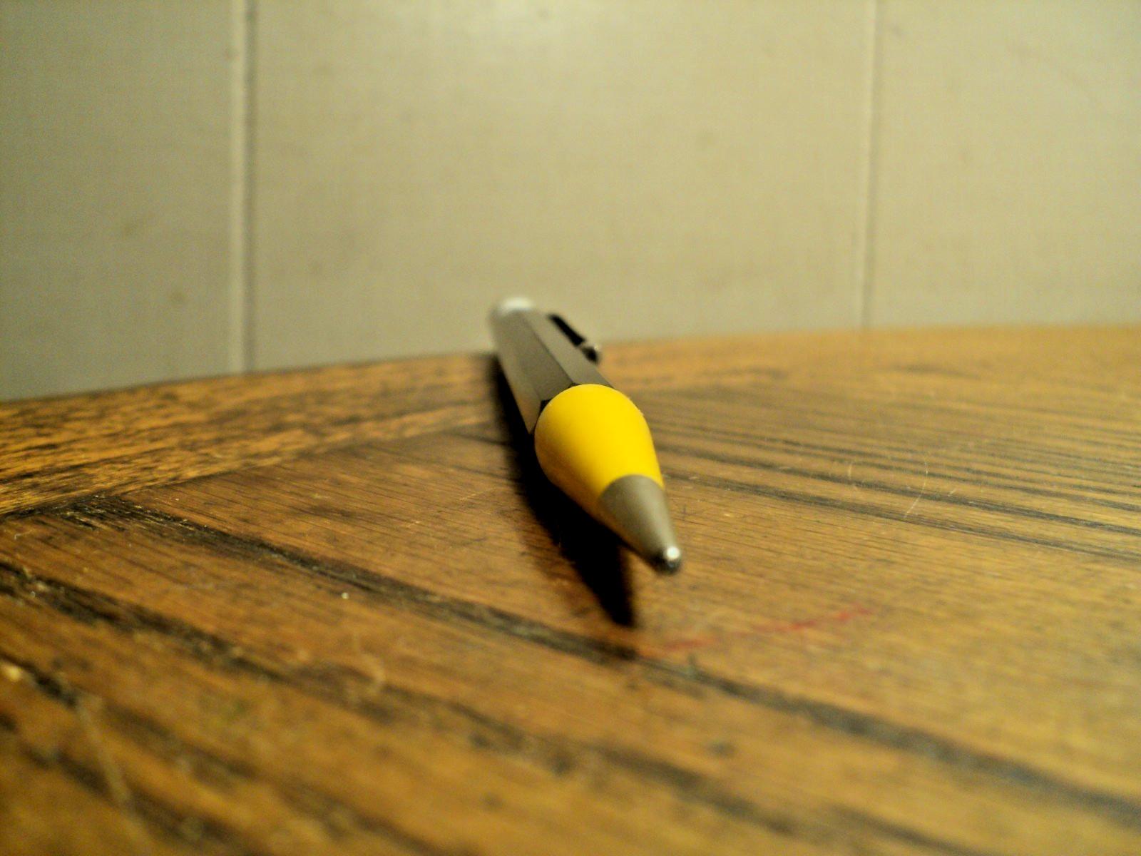 Vintage Autopoint Mechanical Pencil Russell Automotive 5-3/4″ NAPA