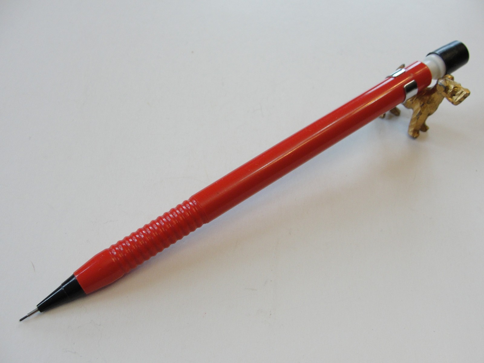 Vintage Pentech UltraSharp 0.5mm Red Black Mechanical Pencil