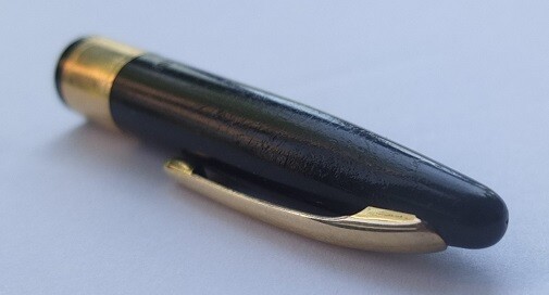 vintage SHEAFFER Balance 500 pencil cap, c.1940—black Radite—gold-plated trim