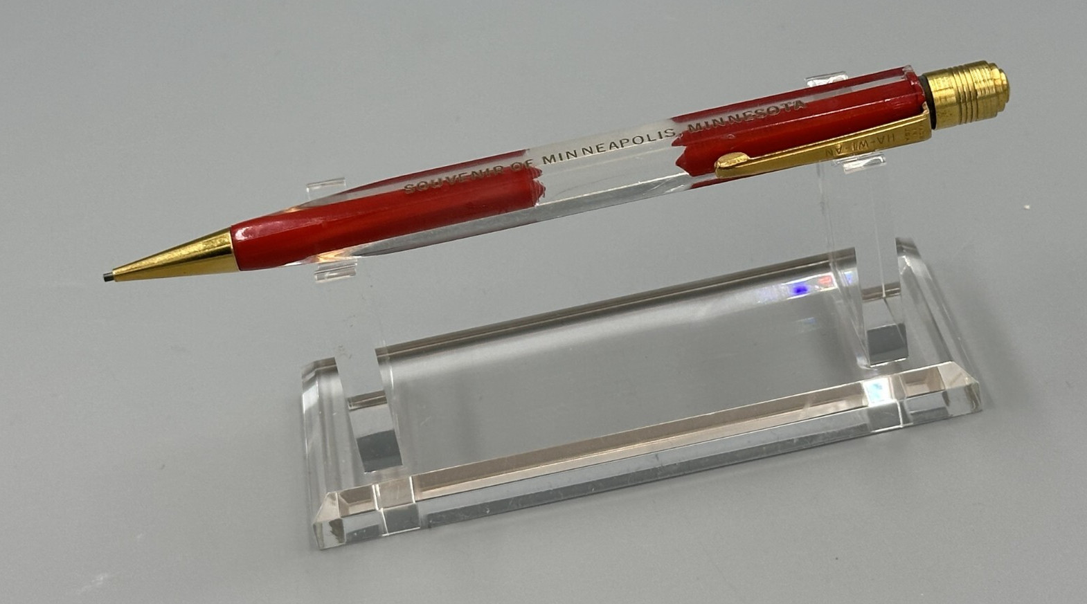 Vintage HA-WI-AN Lucite MINNEAPOLIS SOUVENIR Advertise Square Mechanical PENCIL