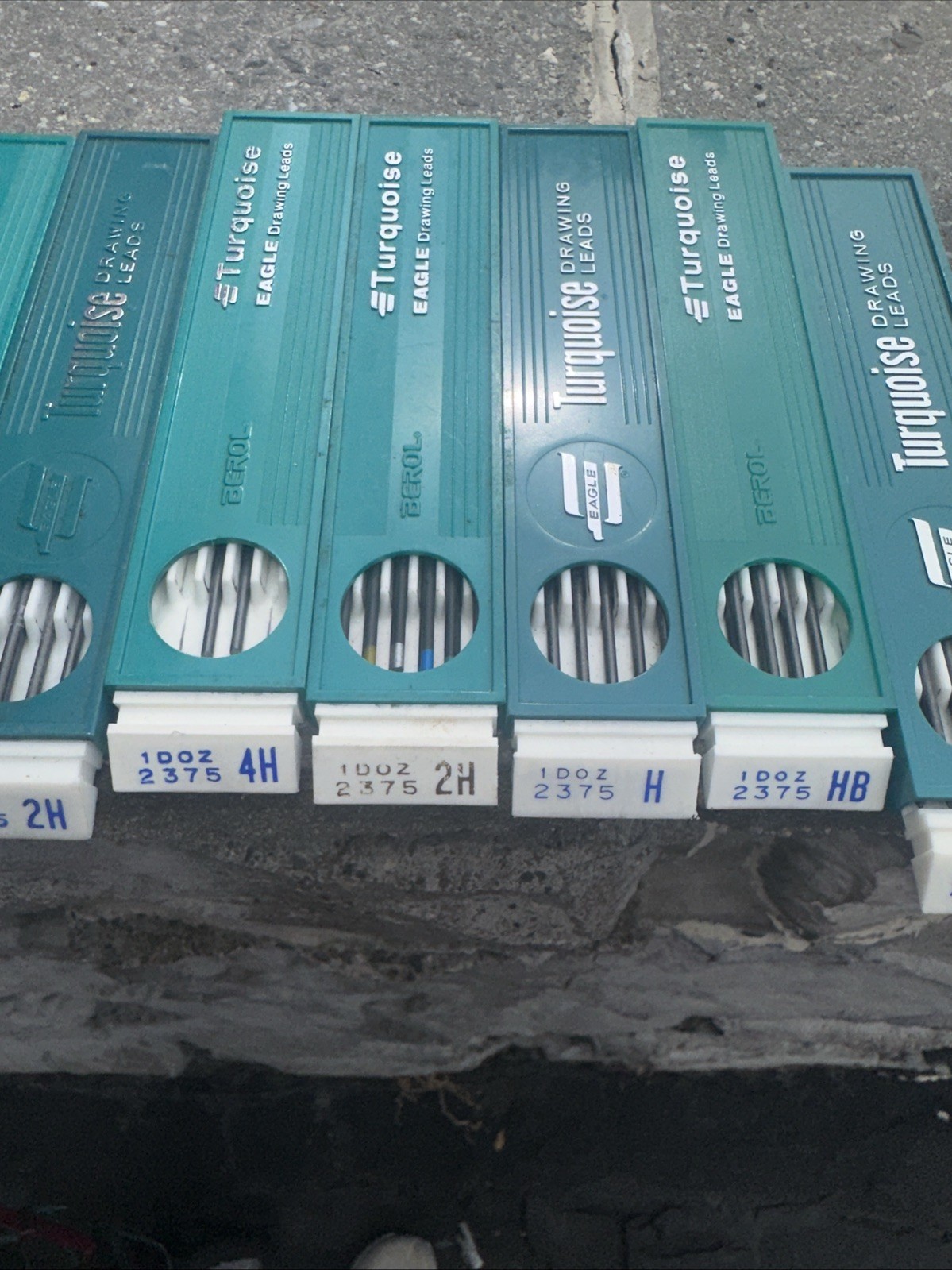 Vintage Lot Turquoise Eagle Drawing Leads 2375 4h 2h Hb 3h