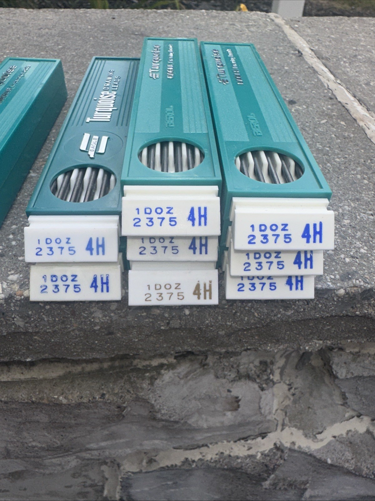 Vintage Lot Turquoise Eagle Drawing Leads 2375 4h 2h Hb 3h