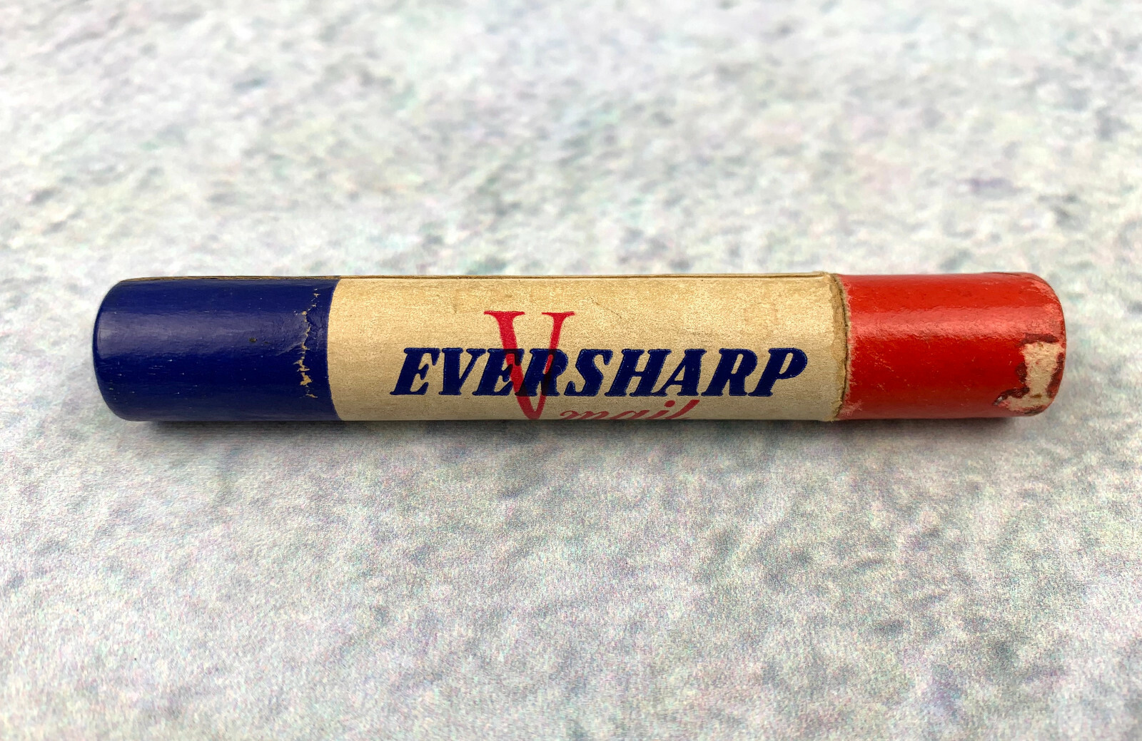 Vintage WWII Eversharp Red Top Lead V Mail 2 3/4” Thin Soft Black 0.9mm