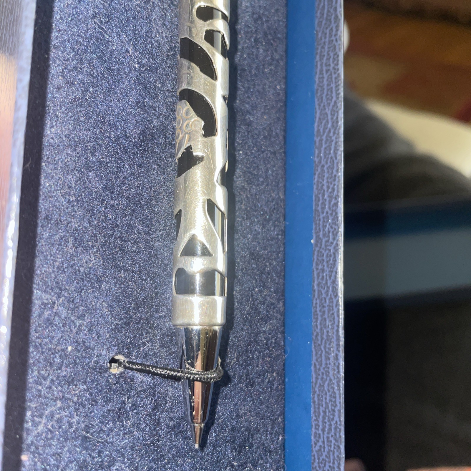 Ari D. Norman Sterling Silver Continuous Twist Pencil – Made in England