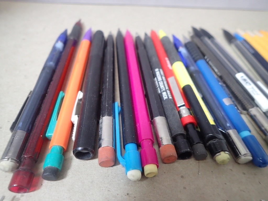 Large Lot Vintage Pencil Lead Holders, Mechanical Pencils & Eraser Pens