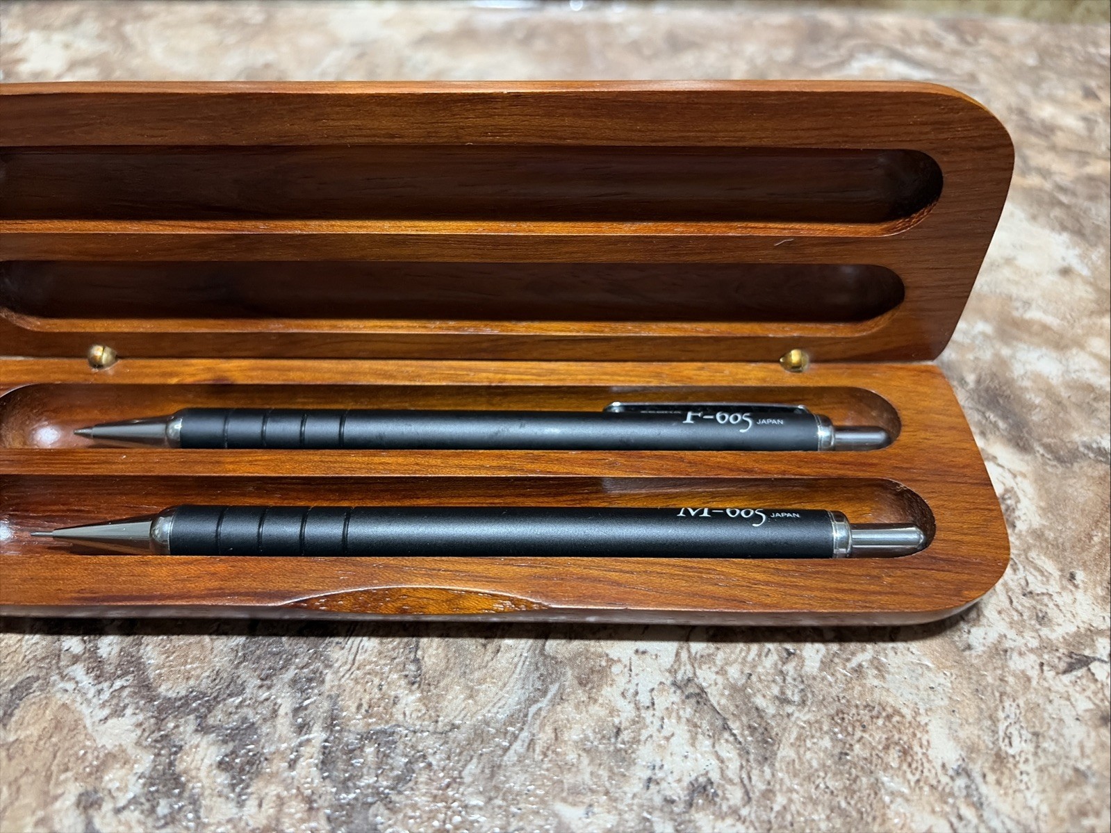 Discontinued Zebra M-605 Mechanical Pencil & F-605 Pen Set Black & Chrome finish