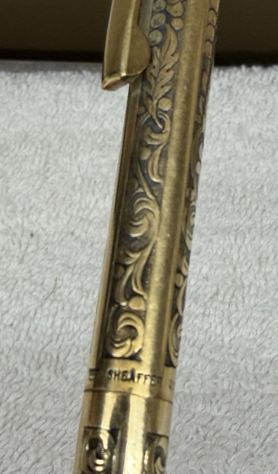 Vintage Sheaffer 12K Gold Filled Mechanical Pencil Engraved Grape Vine USA Twist