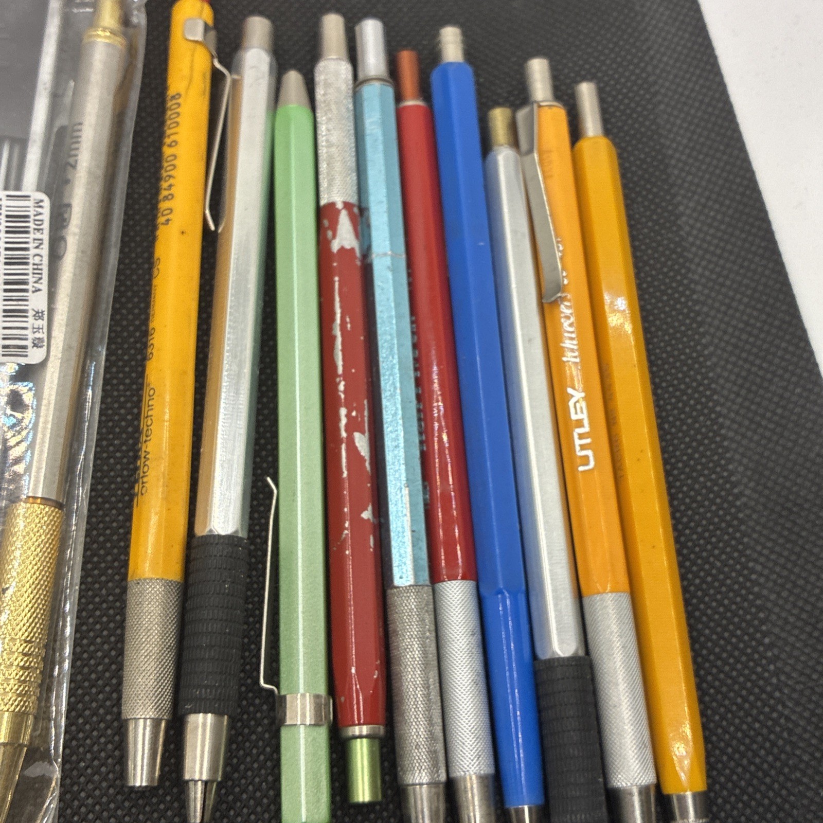 20 Lead Holders Mechanical Pencils Vintage Used Lot #113 LOCAAA