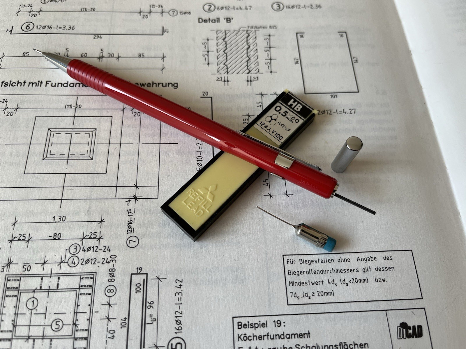 Vintage Mechanical Pencil MITSUBISHI UNI U5-31 :: Red :: 0.5 mm :: Japan :: NOS