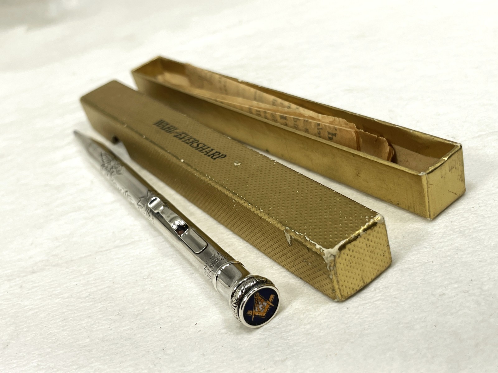 Vintage EVERSHARP Mechanical Pencil ~ STERLING w/Floral Engraving ~ MASONIC Seal