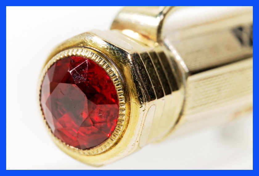 High End Art Deco FEND 4 color pencil WALZGOLD fantasic design & huge red stone