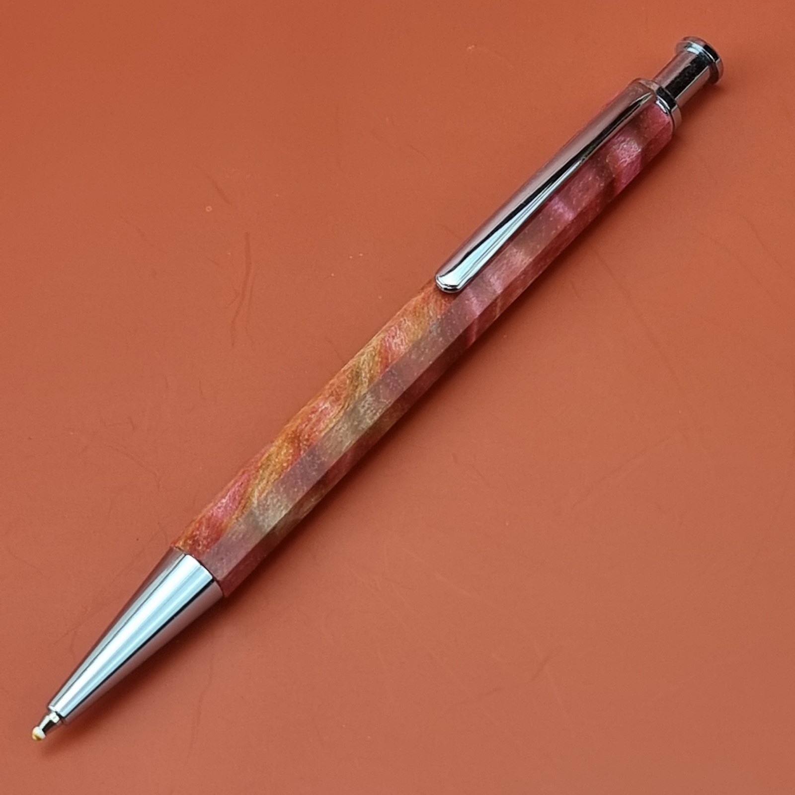 Hand Crafted Click Ballpointpen with Octagonal Wood Barrel