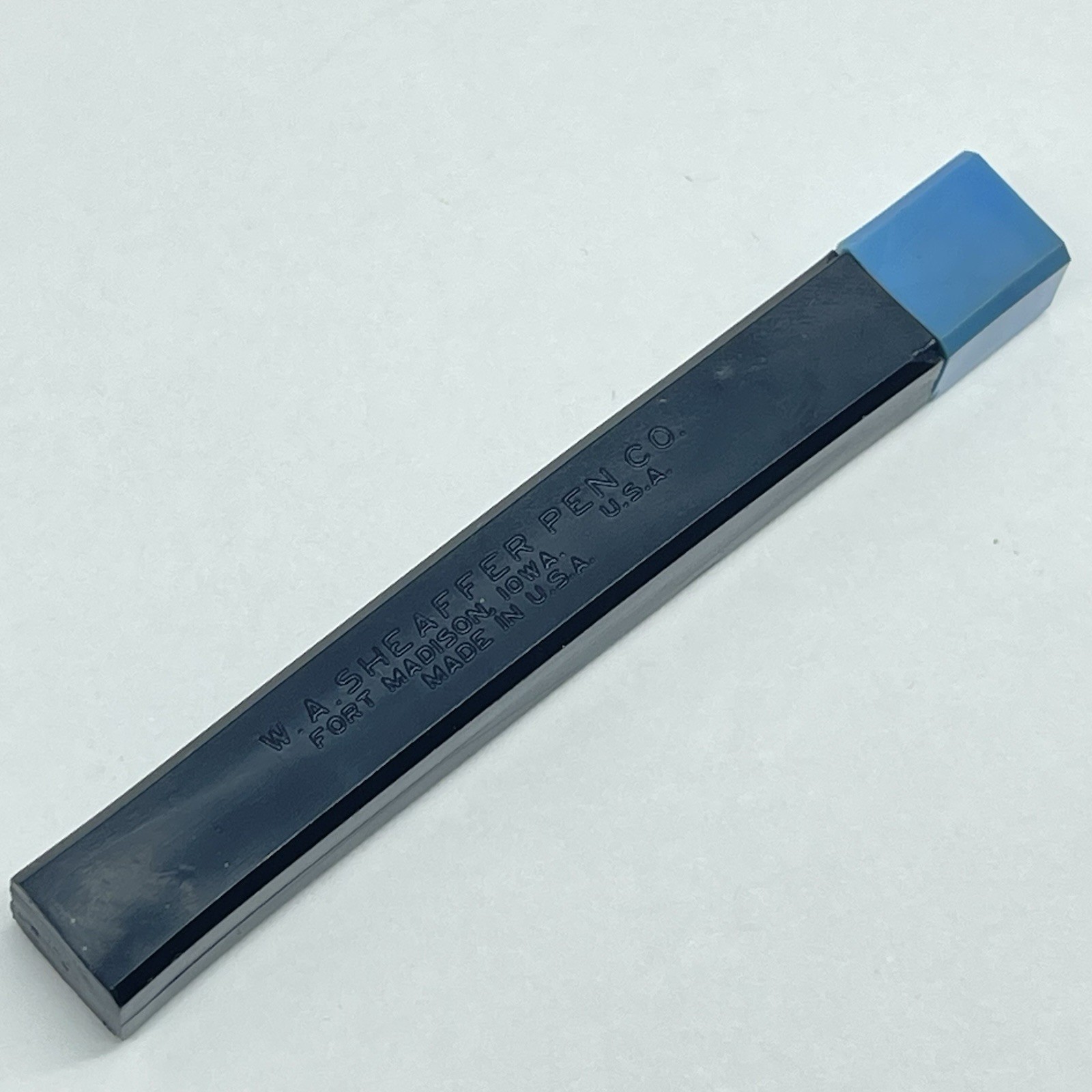Sheaffer’s Fineline Leads RED W. A. Sheaffer Pen Co-USA Vintage