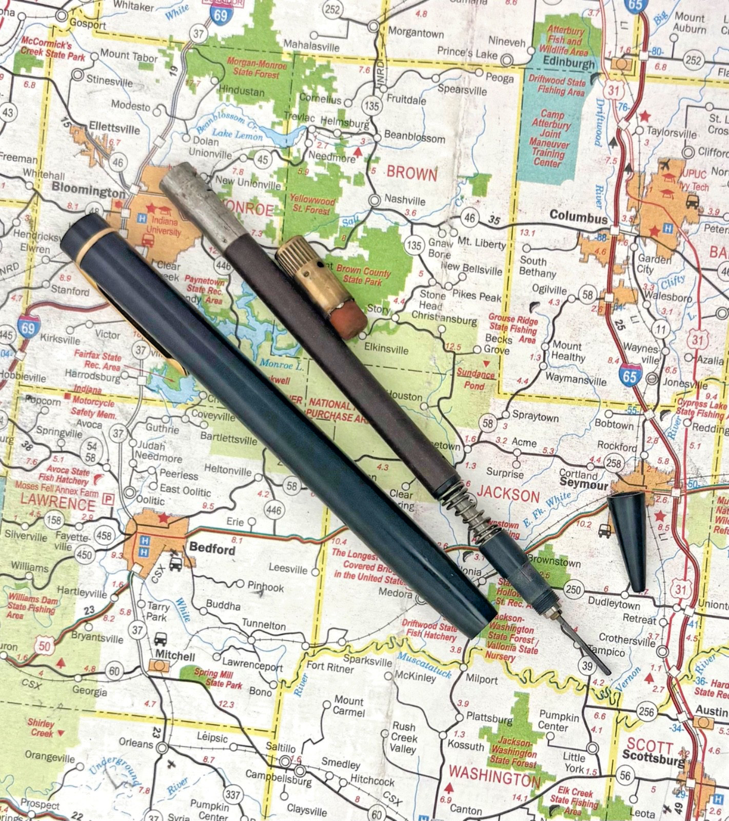Vintage Eversharp Skyline Mechanical Pencil Standard Size, Brown, gold-fill trim