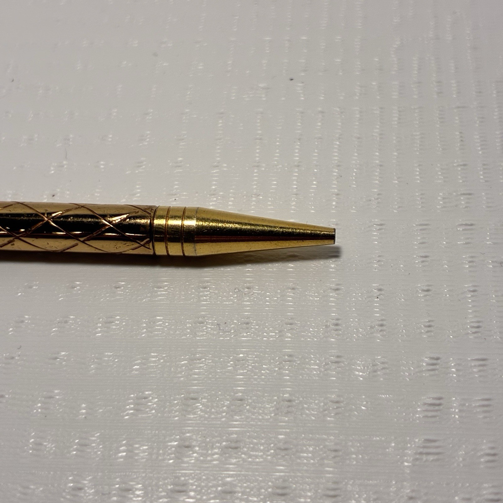 Vintage 1920s Pereline USA Gold Tone Diamond Pattern Mechanical Pencil Works