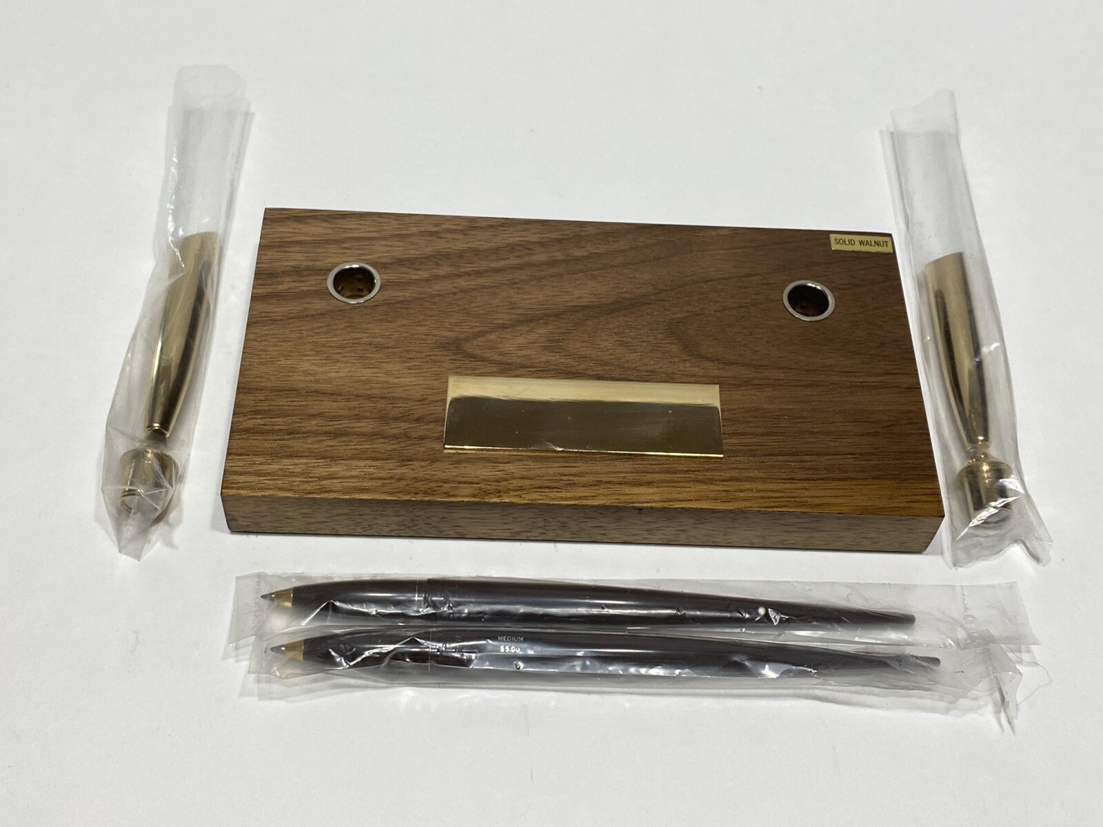 SEAFFER DESK SET WITH TWO DECOR BALLPOINTS W06/ WALNUT BASE SOLID WALNUT -BROWN