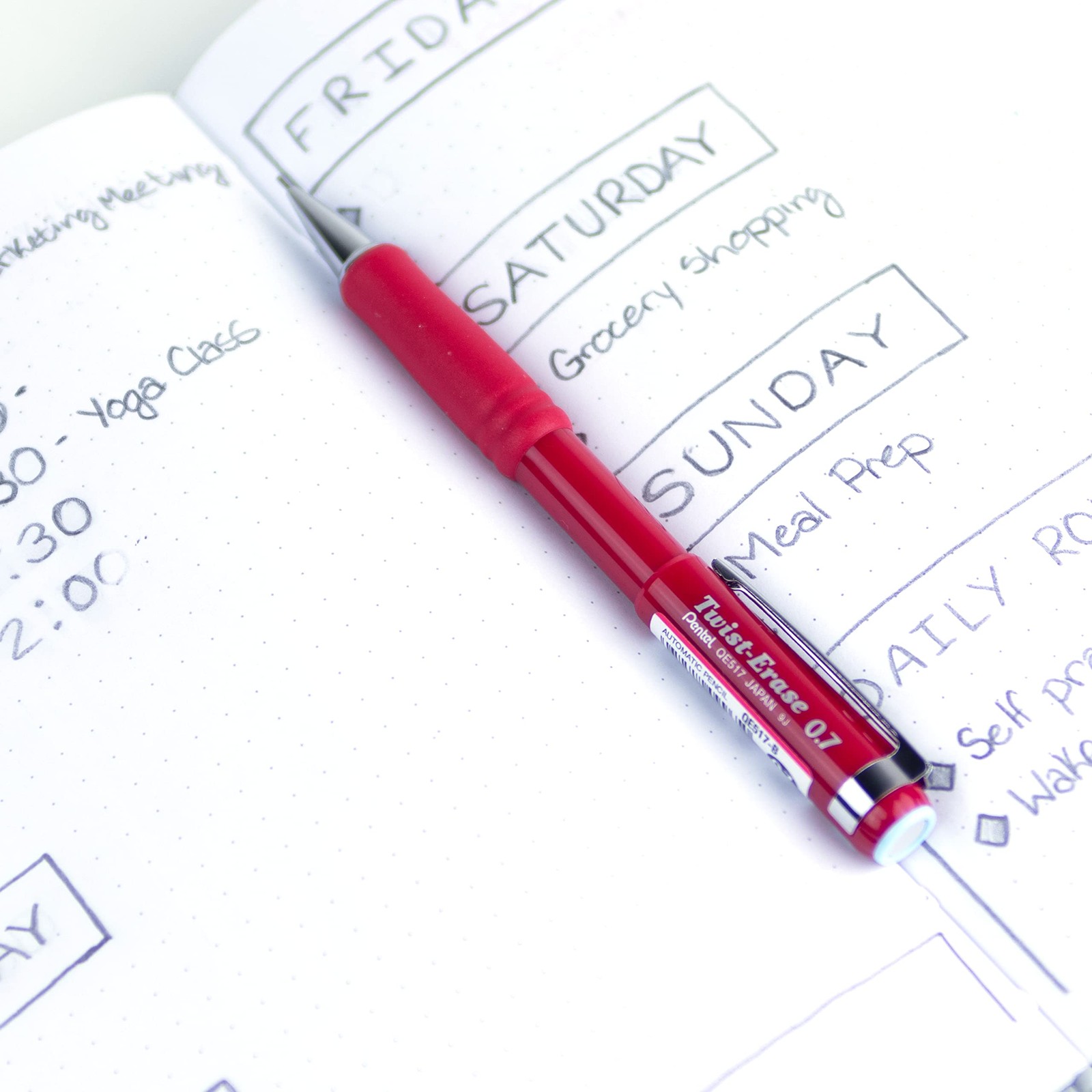 Pentel Twist Erase III Mechanical Pencil 0.7mm 12 Count with Eraser and Grip