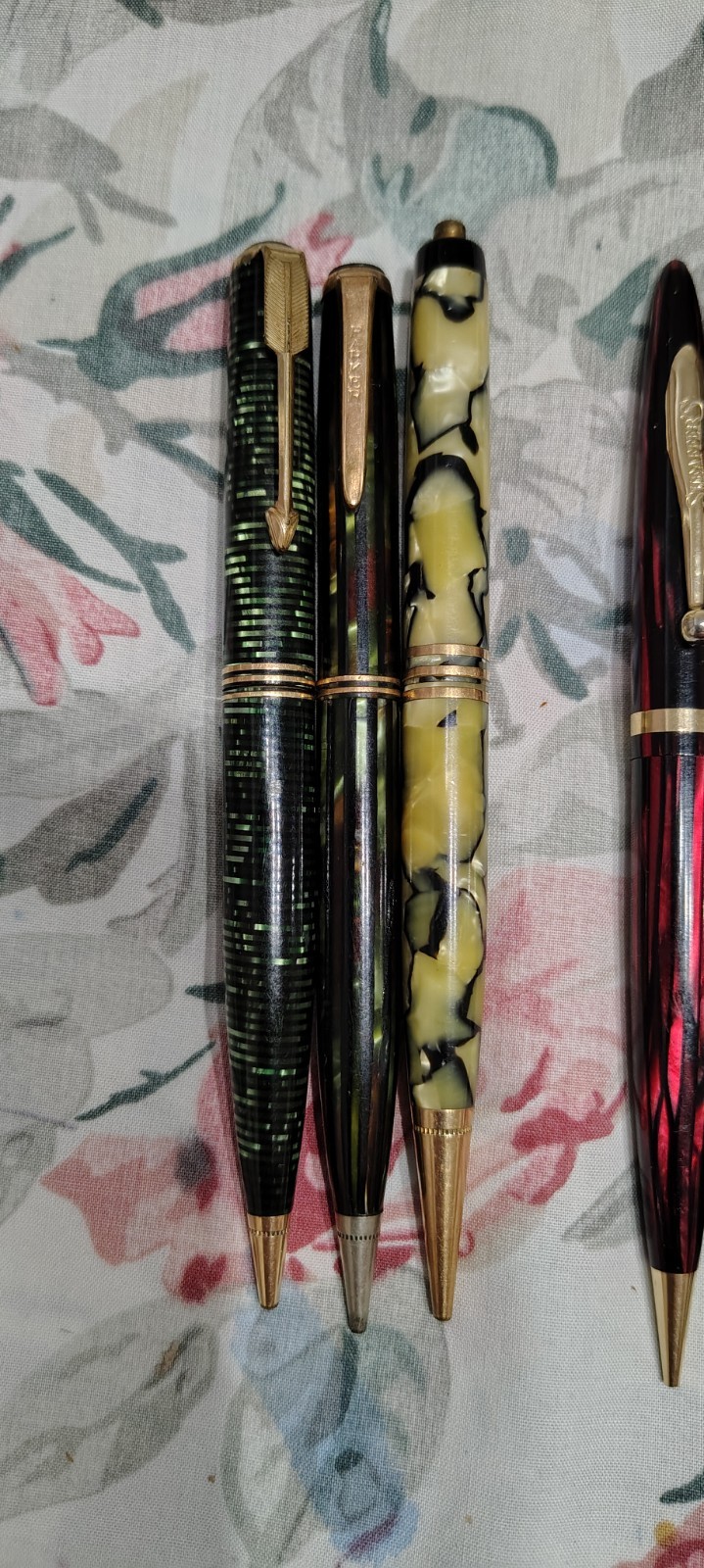 Lot Of 7 Sheaffers, Parkers Pencils For Parts Or Repairs