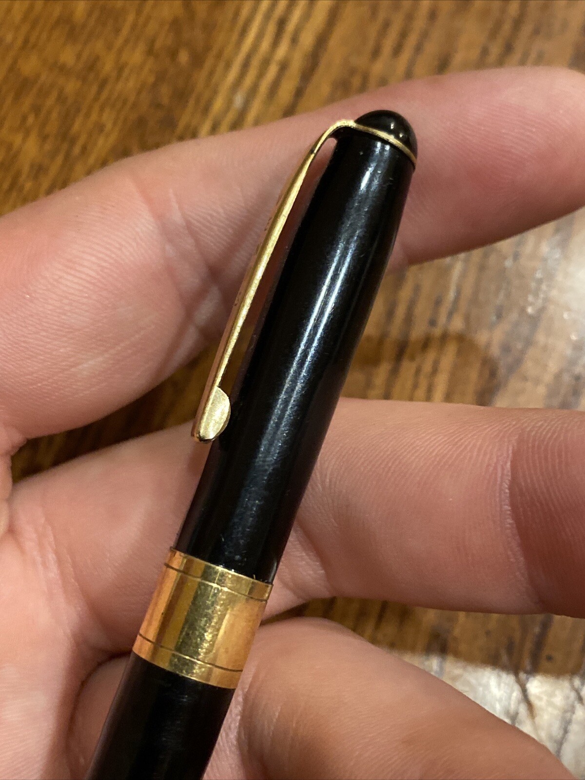 RARE Vintage VENUS Model 047 G Mechanical Twist Pencil Black w Gold Tone Accents