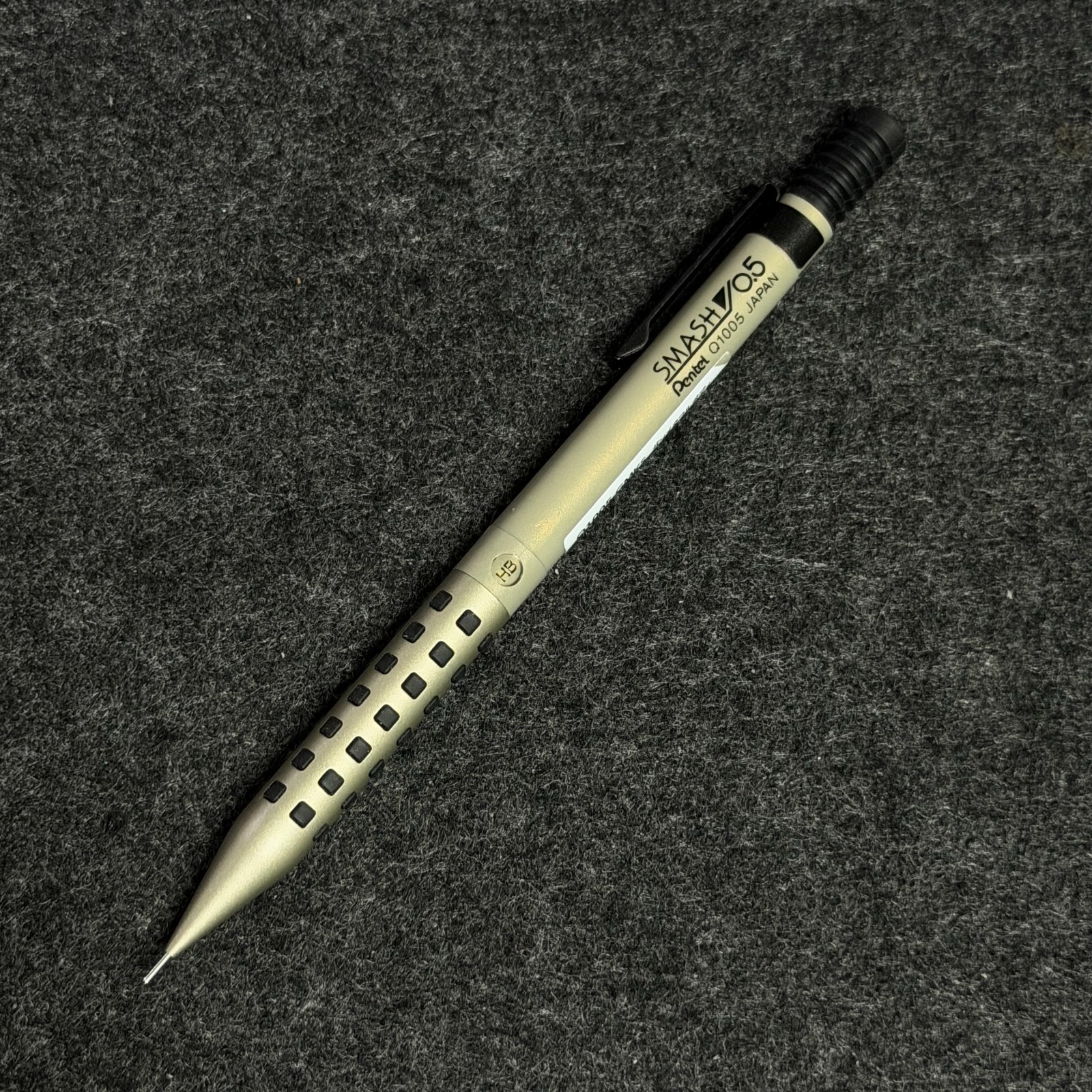 Pentel Smash Kitera Limited Gunmetal Full Body 0.5mm Q1005-GMKS Pencil