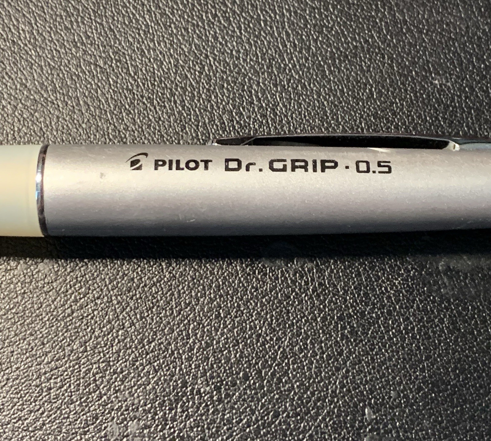 Pilot Dr. Grip Mechanical Pencil Shaker 0.5mm Gray Silver Works